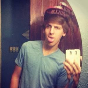 Meet your Posher, Mitchell